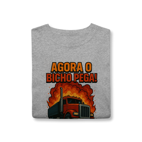 Camisa T-Shirt Classic Agora o Bicho Pega