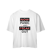 Camisa Oversized Now Panic and Freak Out