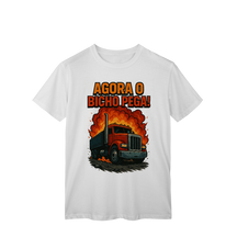 Camisa T-Shirt Classic Agora o Bicho Pega