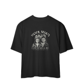 Camiseta Oversized Macabre Sisters