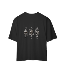 Camiseta Oversized Three Skulls